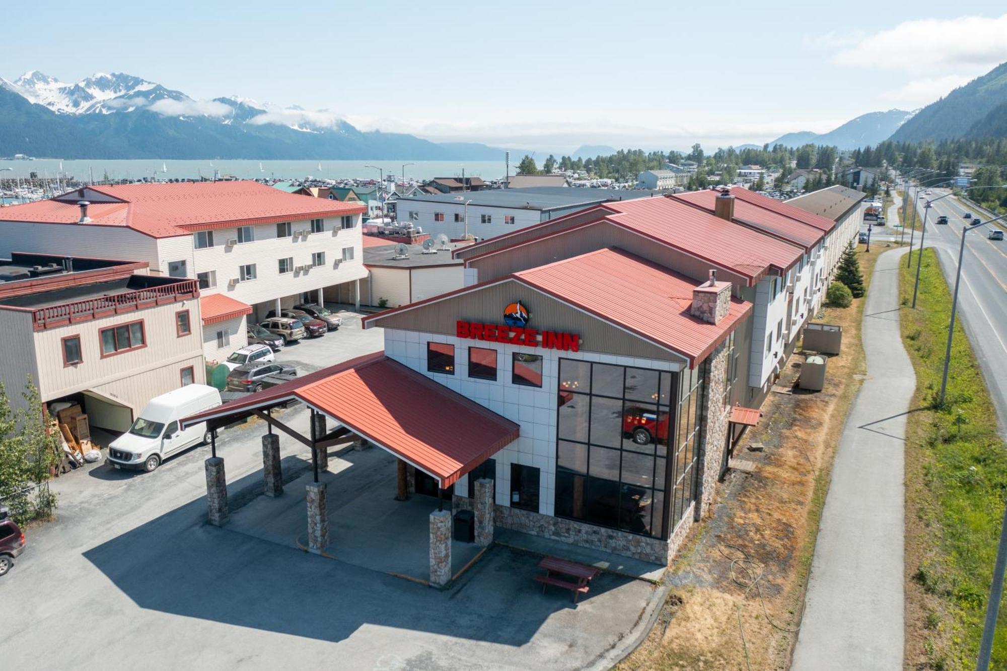 Breeze Inn Hotel Seward Exterior photo